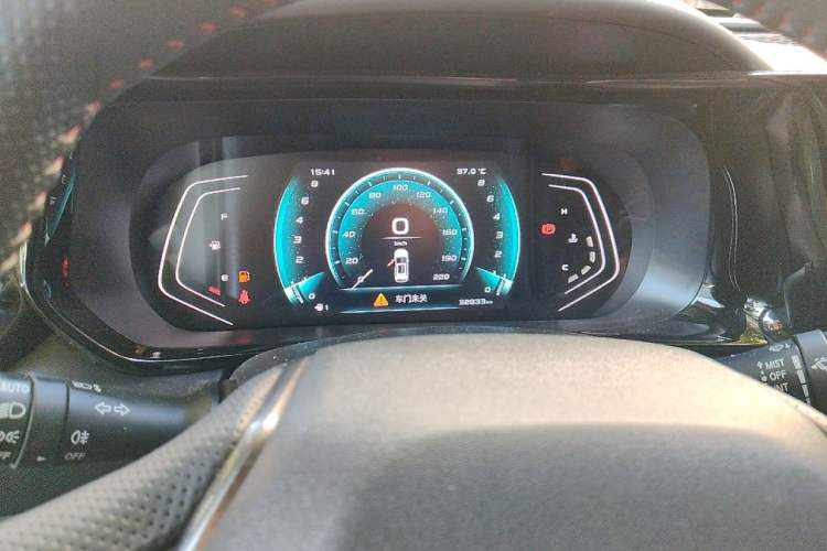 Used CHANGAN OSHAN X5 2021 1.6L CVT Luxury Model Instrument Cluster