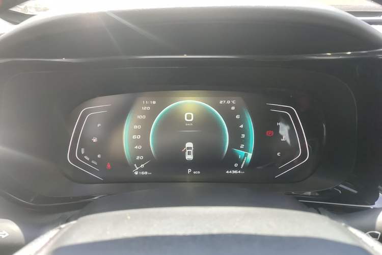 Used CHANGAN OSHAN X5 2021 1.6L CVT Luxury Model Instrument Cluster