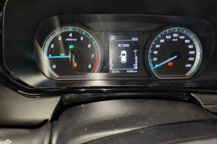 Used CHANGAN OSHAN X5 2021 1.6L CVT Comfort Model Instrument Cluster