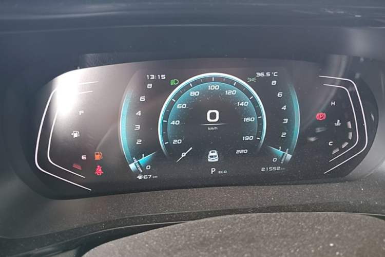 Used CHANGAN OSHAN X5 2021 1.6L CVT Luxury Model Instrument Cluster
