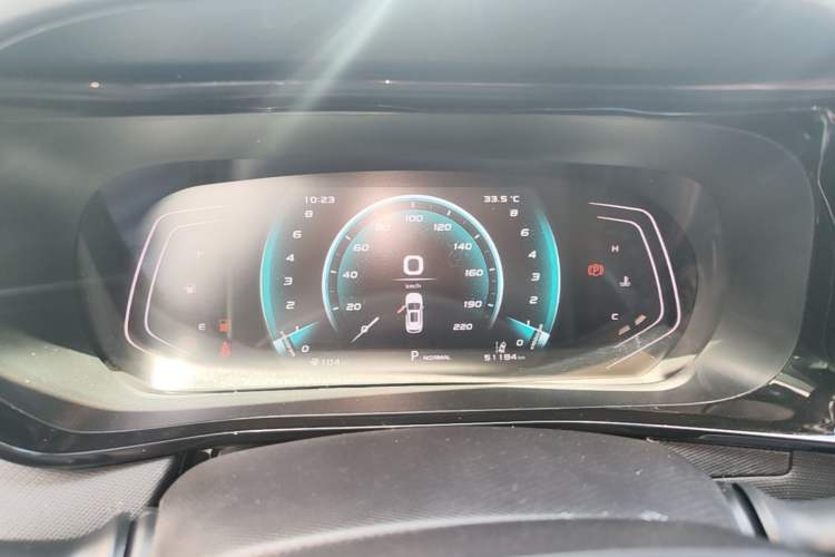 Used CHANGAN OSHAN X5 2021 1.5T DCT Flagship Edition Instrument Cluster