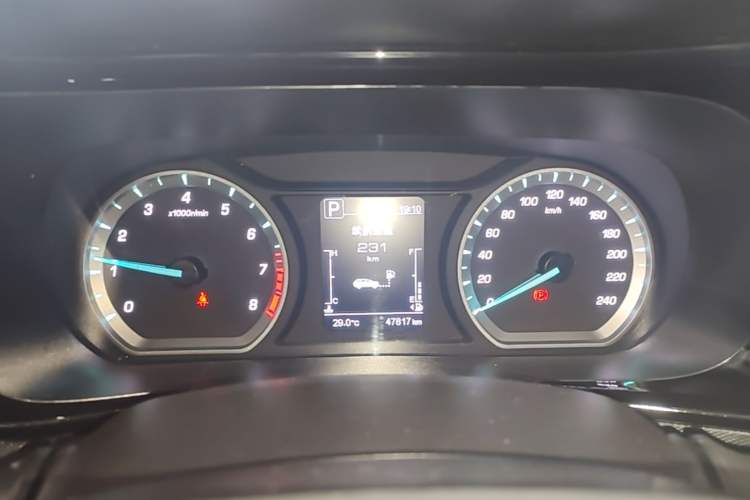 Used CHANGAN OSHAN X5 2021 Revised Version 1.5T DCT Luxury Edition Instrument Cluster