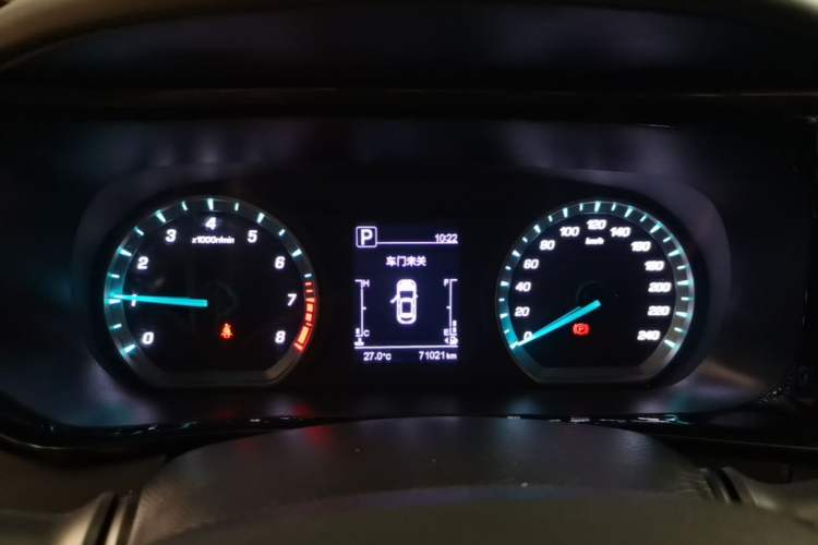 Used CHANGAN OSHAN X5 2021 Revised Version 1.5T DCT Luxury Edition Instrument Cluster