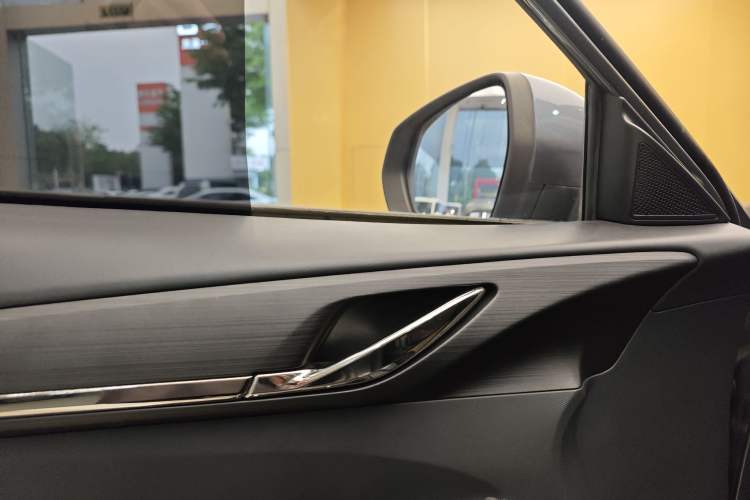 Used CHANGAN OSHAN X5 2021 1.5T DCT Luxury Edition Interior 1