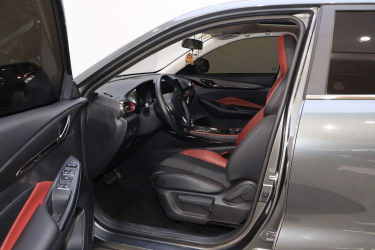 Used CHANGAN OSHAN X5 2021 1.5T DCT Luxury Edition Interior 1