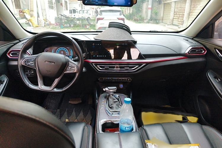 Used CHANGAN OSHAN X5 2021 1.6L CVT Luxury Model Interior 2