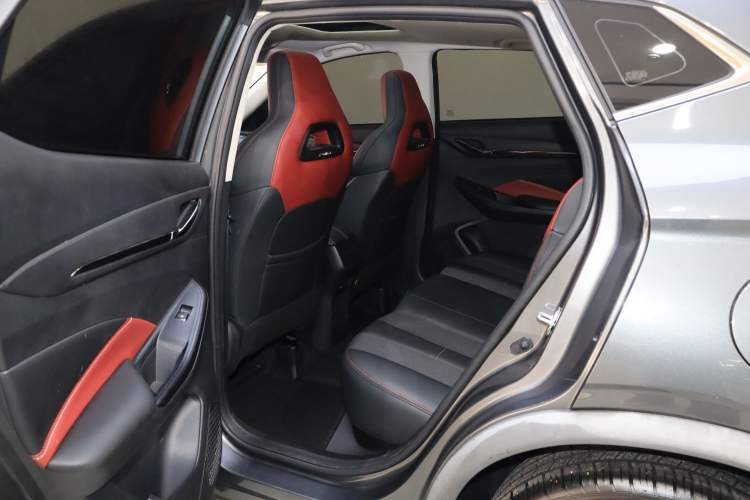 Used CHANGAN OSHAN X5 2021 1.5T DCT Luxury Edition Interior 2