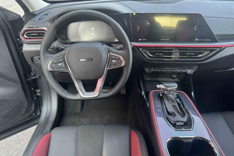Used CHANGAN OSHAN X5 2021 1.5T DCT Flagship Edition Interior 2