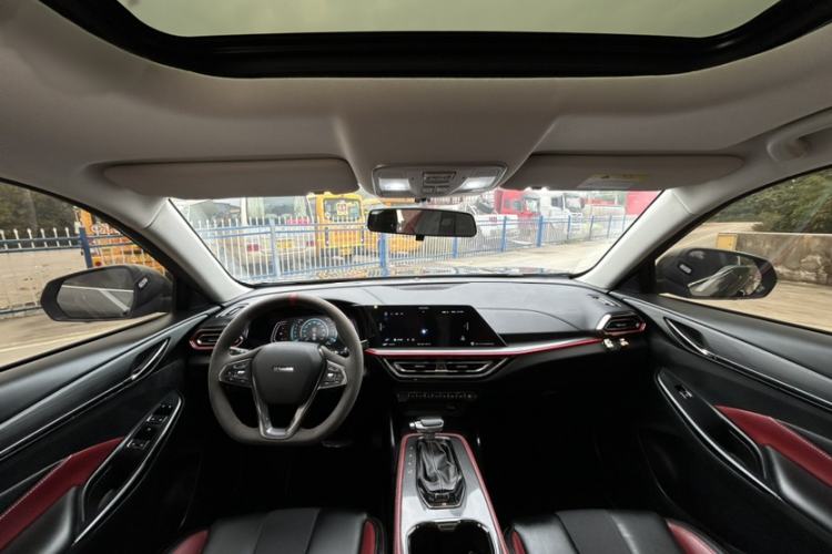 Used CHANGAN OSHAN X5 2021 1.5T DCT Flagship Edition Interior 3