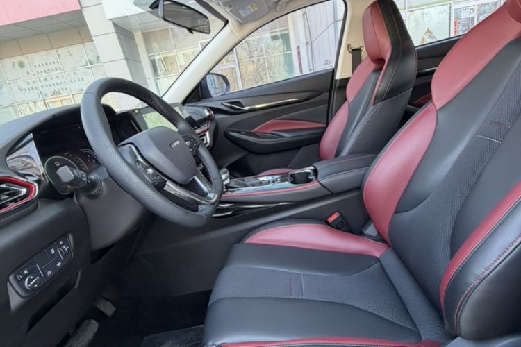 Used CHANGAN OSHAN X5 2021 1.5T DCT Prestige Edition Interior 3
