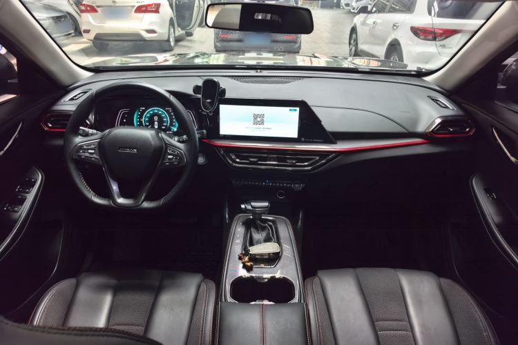Used CHANGAN OSHAN X5 2021 1.5T DCT Flagship Edition Interior 3