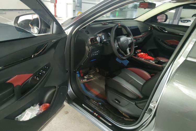 Used CHANGAN OSHAN X5 2021 1.5T DCT Flagship Edition Interior 3
