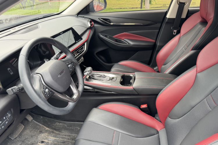 Used CHANGAN OSHAN X5 2021 1.5T DCT Flagship Edition Interior 4
