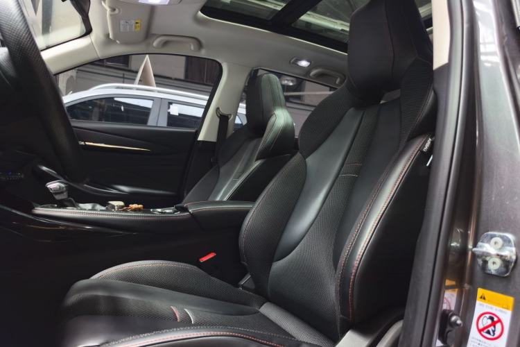 Used CHANGAN OSHAN X5 2021 1.5T DCT Flagship Edition Interior 4