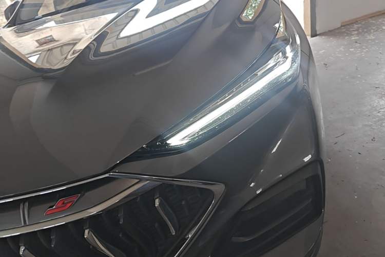 Used CHANGAN OSHAN X5 2021 Revised Version 1.5T DCT Luxury Edition Left Front Headlight