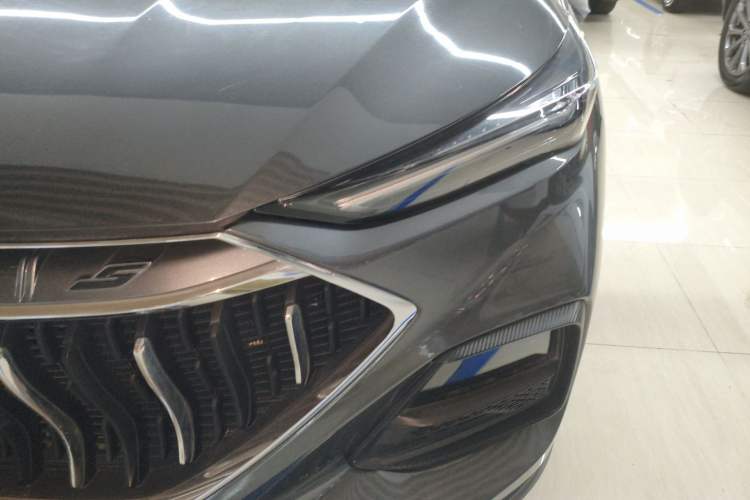 Used CHANGAN OSHAN X5 2021 1.6L CVT Luxury Model Left Front Headlight