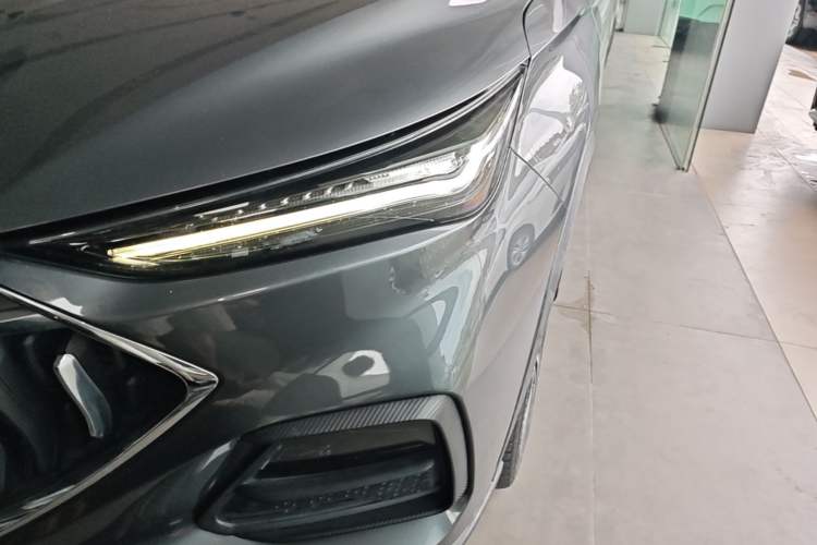 Used CHANGAN OSHAN X5 2021 1.5T DCT Flagship Edition Left Front Headlight