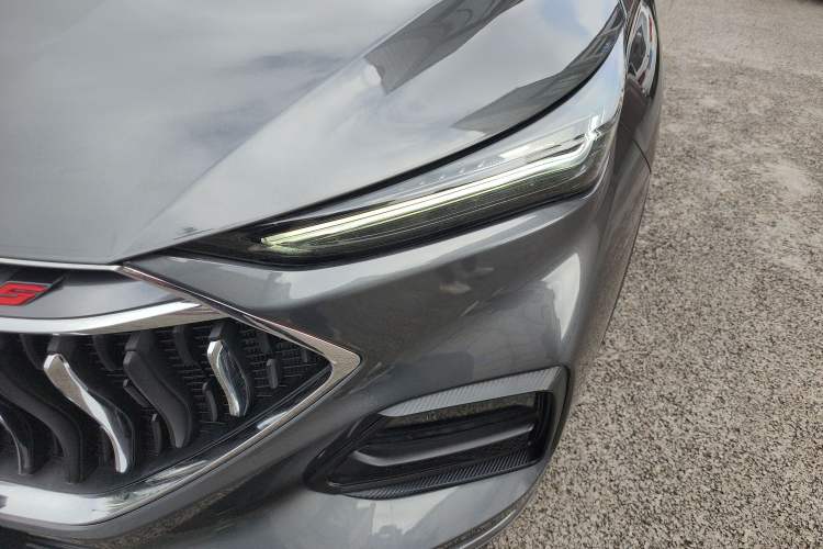 Used CHANGAN OSHAN X5 2021 1.5T DCT Prestige Edition Left Front Headlight
