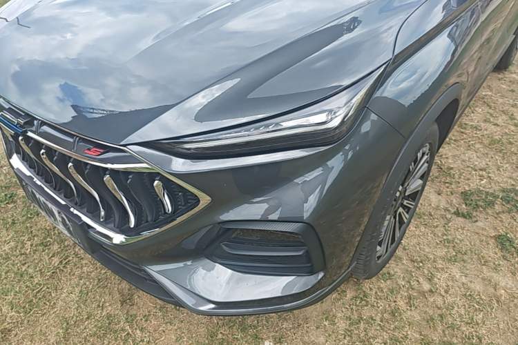 Used CHANGAN OSHAN X5 2021 Revised Version 1.5T DCT Luxury Edition Left Front Headlight