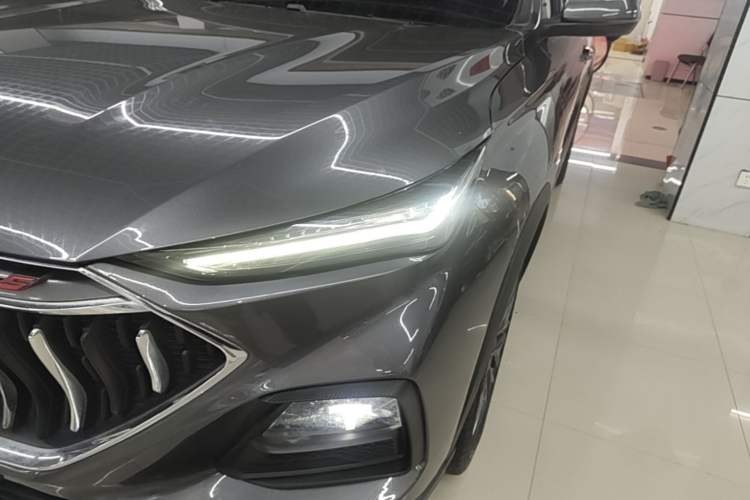 Used CHANGAN OSHAN X5 2021 1.5T DCT Flagship Edition Left Front Headlight