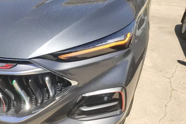 Used CHANGAN OSHAN X5 2021 1.6L CVT Luxury Model Left Front Headlight