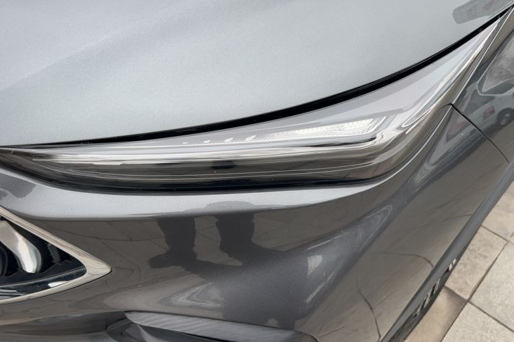 Used CHANGAN OSHAN X5 2021 Revised Version 1.5T DCT Luxury Edition Left Front Headlight