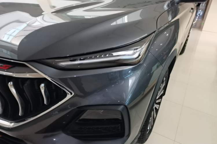 Used CHANGAN OSHAN X5 2021 Revised Version 1.5T DCT Luxury Edition Left Front Headlight