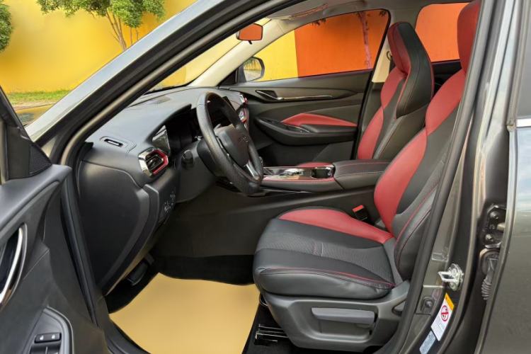 Used CHANGAN OSHAN X5 2021 1.5T DCT Prestige Edition Left Front Seat