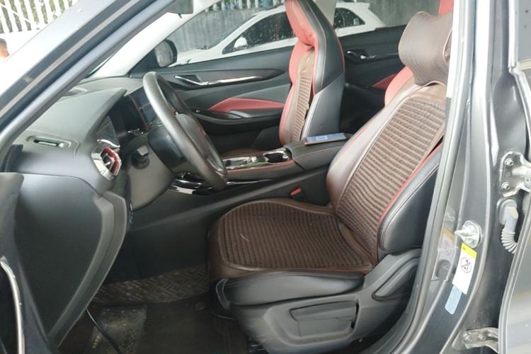 Used CHANGAN OSHAN X5 2021 1.5T DCT Prestige Edition Left Front Seat