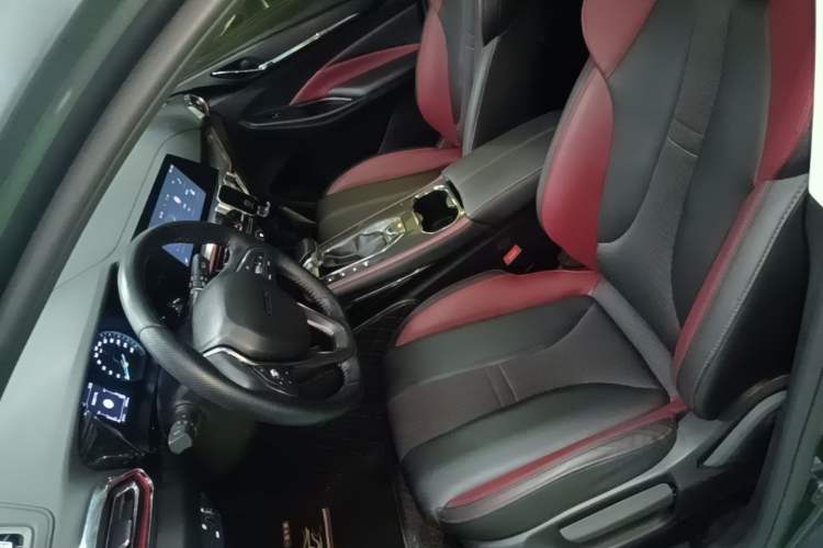 Used CHANGAN OSHAN X5 2021 Revised Version 1.5T DCT Luxury Edition Left Front Seat