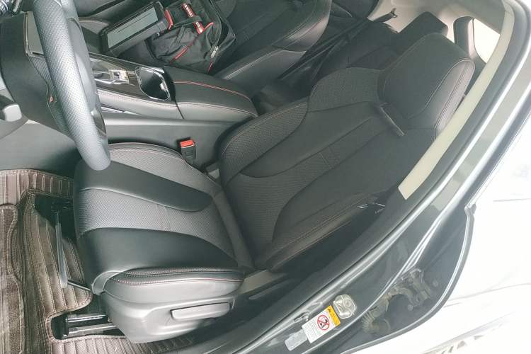 Used CHANGAN OSHAN X5 2021 1.5T DCT Prestige Edition Left Front Seat