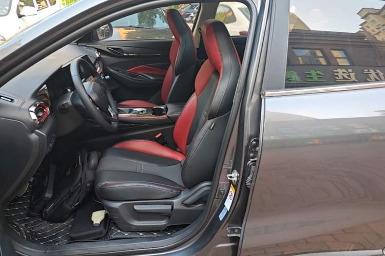Used CHANGAN OSHAN X5 2021 1.5T DCT Prestige Edition Left Front Seat