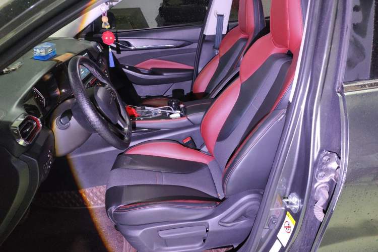 Used CHANGAN OSHAN X5 2021 1.5T DCT Prestige Edition Left Front Seat