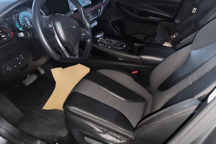 Used CHANGAN OSHAN X5 2021 1.5T DCT Prestige Edition Left Front Seat