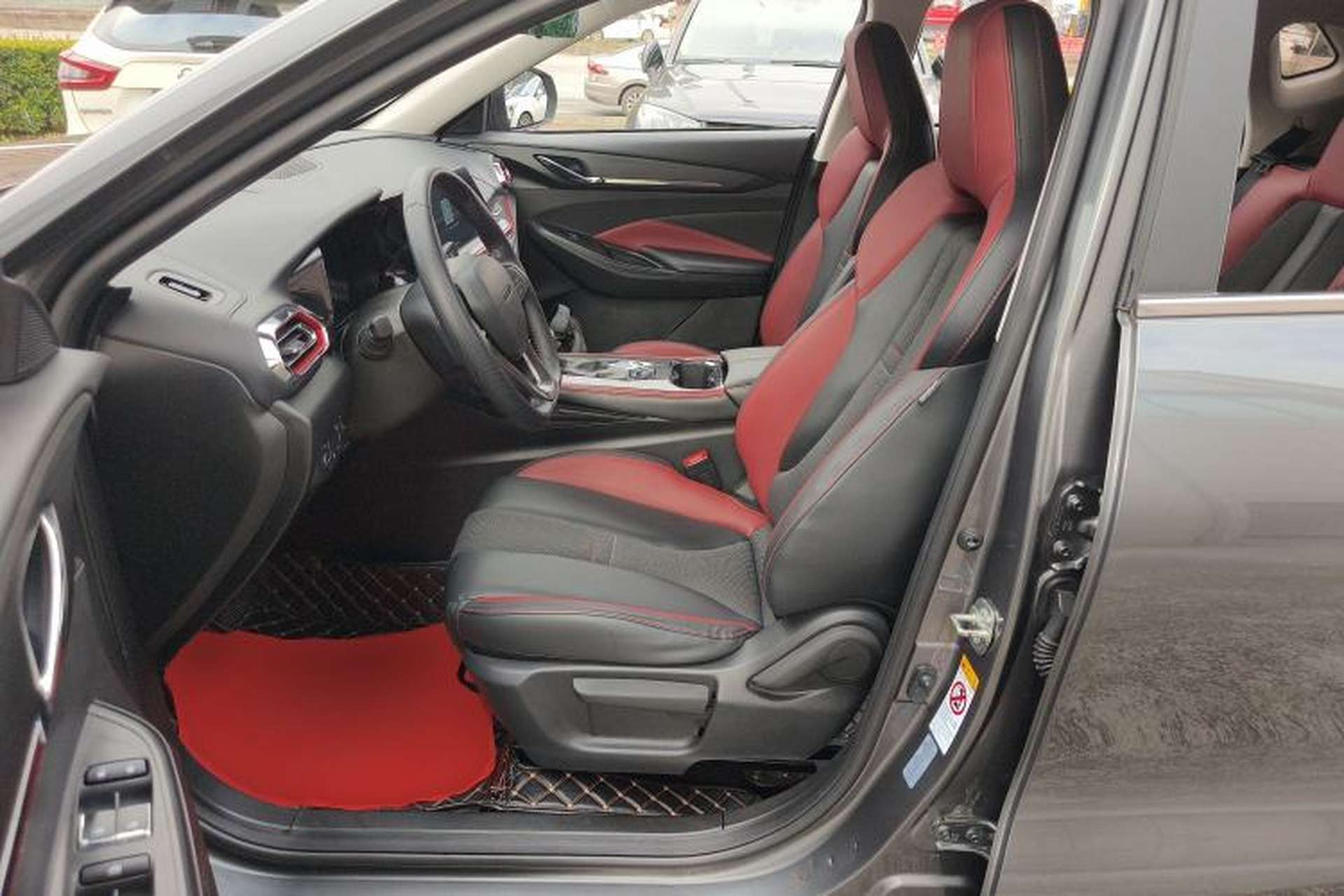 Used CHANGAN OSHAN X5 2021 1.5T DCT Prestige Edition Left Front Seat
