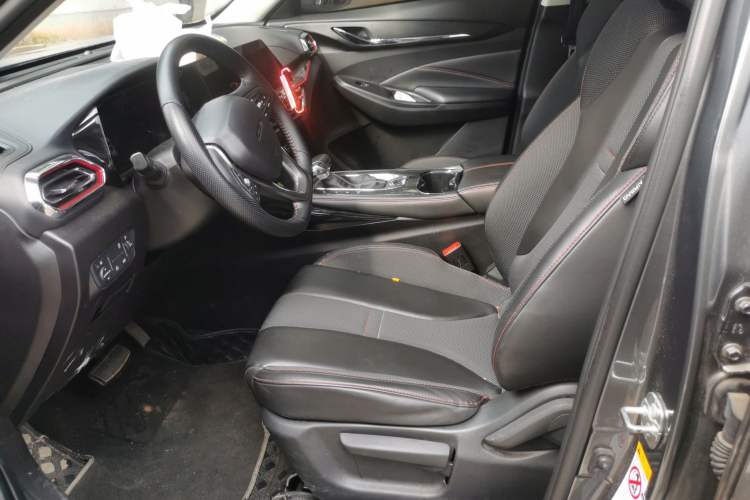 Used CHANGAN OSHAN X5 2021 1.5T DCT Prestige Edition Left Front Seat