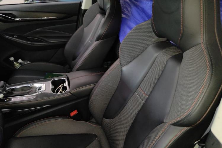 Used CHANGAN OSHAN X5 2021 1.6L CVT Comfort Model Left Front Seat