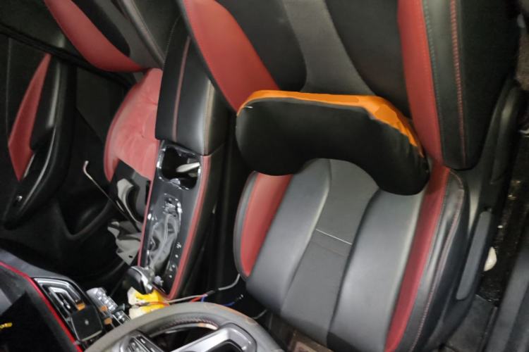 Used CHANGAN OSHAN X5 2021 1.5T DCT Prestige Edition Left Front Seat