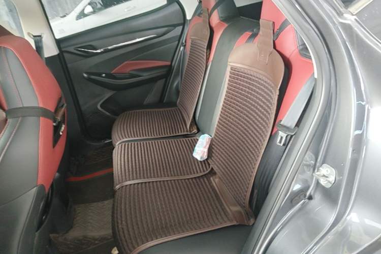 Used CHANGAN OSHAN X5 2021 1.5T DCT Prestige Edition Left Rear Seat