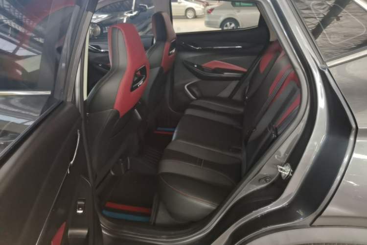Used CHANGAN OSHAN X5 2021 1.5T DCT Prestige Edition Left Rear Seat