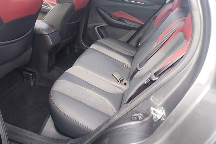 Used CHANGAN OSHAN X5 2021 1.5T DCT Prestige Edition Left Rear Seat