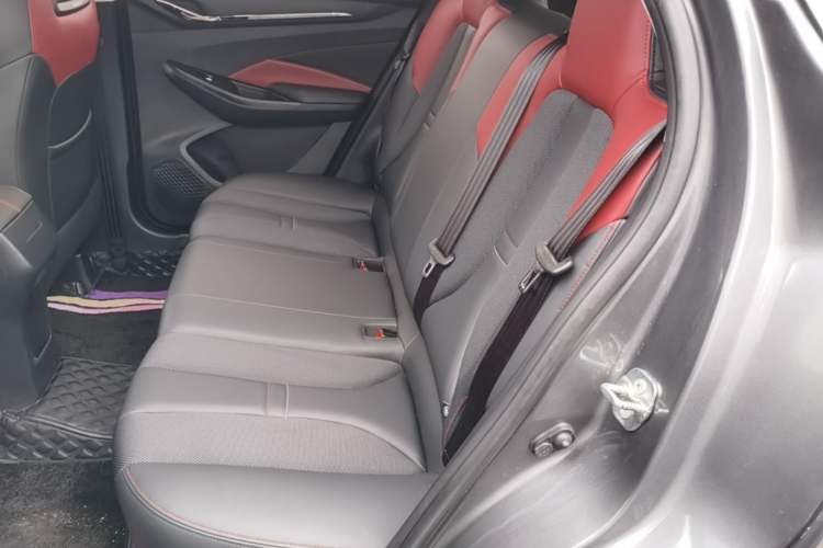 Used CHANGAN OSHAN X5 2021 1.5T DCT Prestige Edition Left Rear Seat
