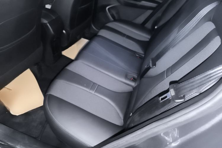 Used CHANGAN OSHAN X5 2021 1.5T DCT Prestige Edition Left Rear Seat