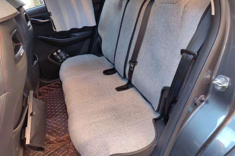 Used CHANGAN OSHAN X5 2021 1.6L CVT Luxury Model Left Rear Seat