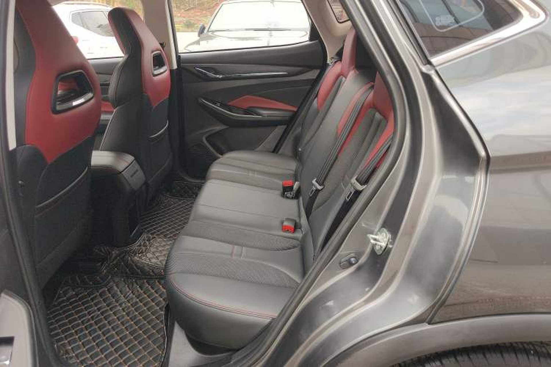 Used CHANGAN OSHAN X5 2021 1.5T DCT Prestige Edition Left Rear Seat