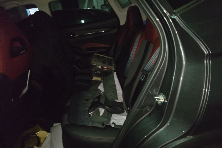 Used CHANGAN OSHAN X5 2021 1.5T DCT Prestige Edition Left Rear Seat