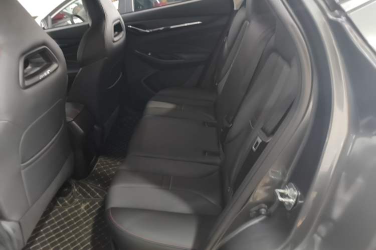 Used CHANGAN OSHAN X5 2021 Revised Version 1.5T DCT Luxury Edition Left Rear Seat
