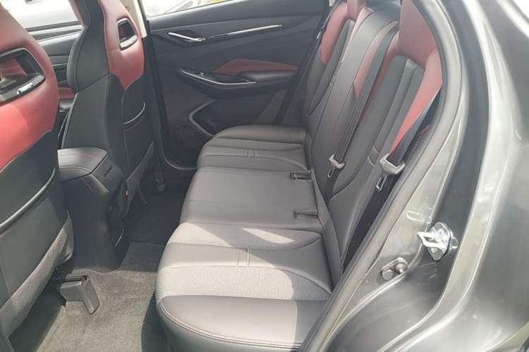Used CHANGAN OSHAN X5 2021 1.5T DCT Flagship Edition Left Rear Seat