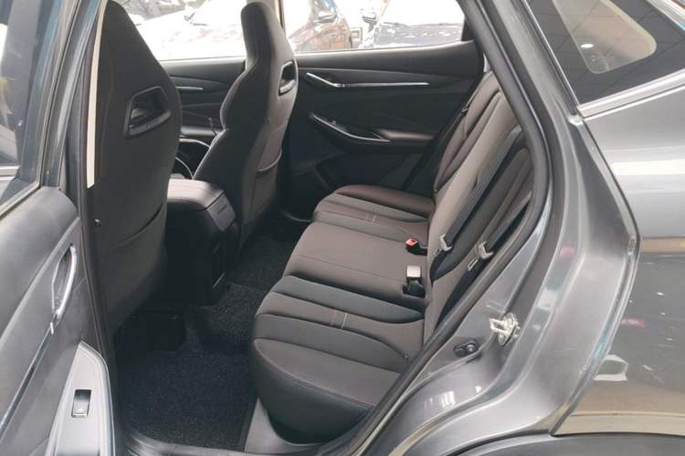 Used CHANGAN OSHAN X5 2021 Revised Version 1.6L CVT Luxury Edition Left Rear Seat