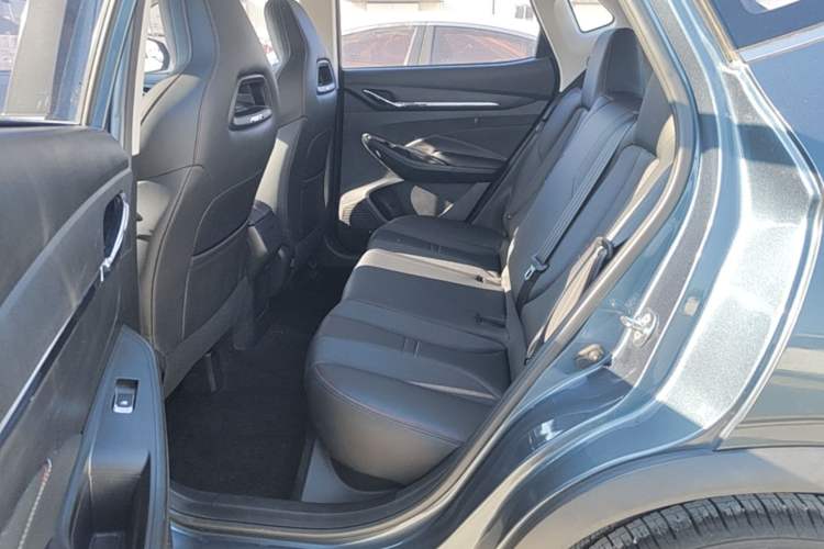 Used CHANGAN OSHAN X5 2021 1.6L CVT Luxury Model Left Rear Seat